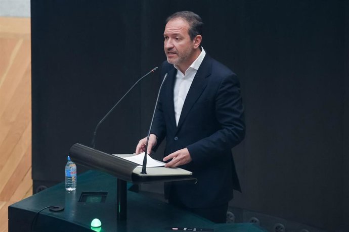 Archivo - El exconcejal de Ciudadanos Mariano Fuentes interviene durante una sesión ordinaria del Pleno municipal del Ayuntamiento de Madrid 