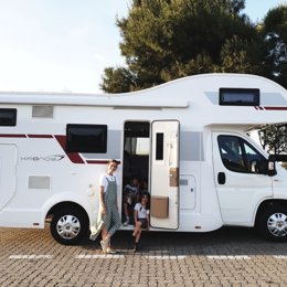 Cataluña, Andalucía y Canarias, destino preferidos por los usuarios de caravaning, con un precio medio de 145 euros.
