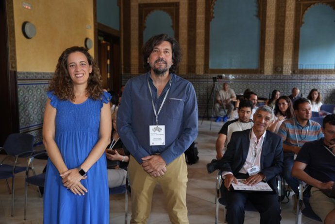 Cristina Aguilar y Francisco Agrela, antes del inicio del congreso.
