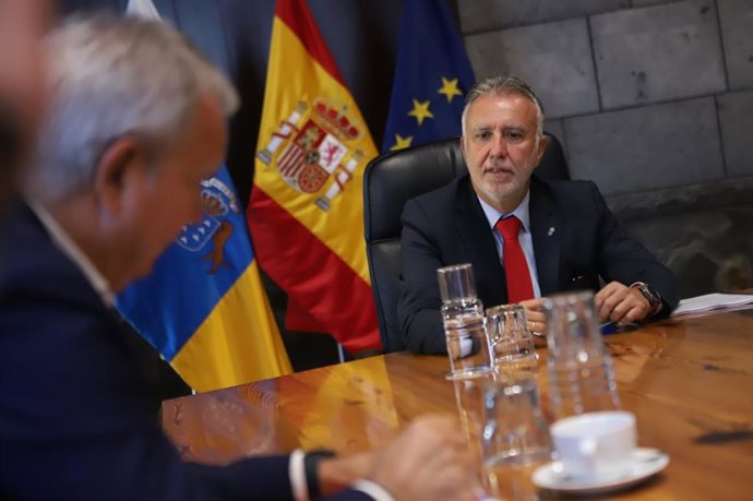 El presidente del Gobierno de Canarias en funciones, Ángel Víctor Torres, en una reunión del Consejo de Gobierno