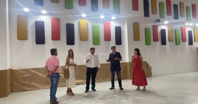 Los socialistas onubenses en su visita a Santa Ana la Real.