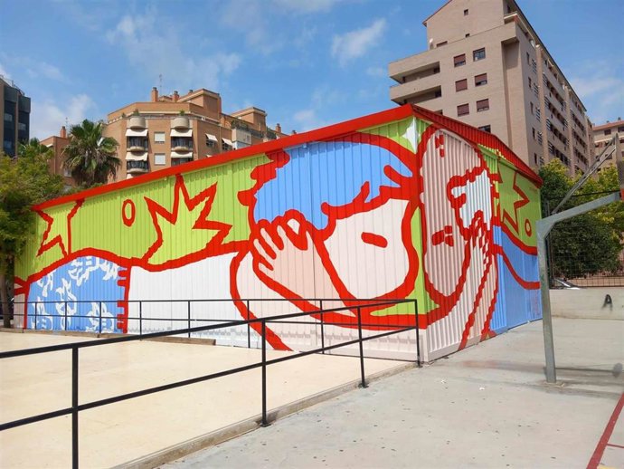 Estudiantes de Bellas Artes de la UPV dan visibilidad al alzhéimer con un mural urbano