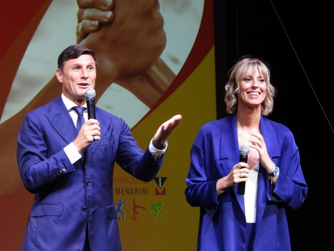 Javier Zanetti with Federica Pellegrini, Fair Play Menarini International Award 2023