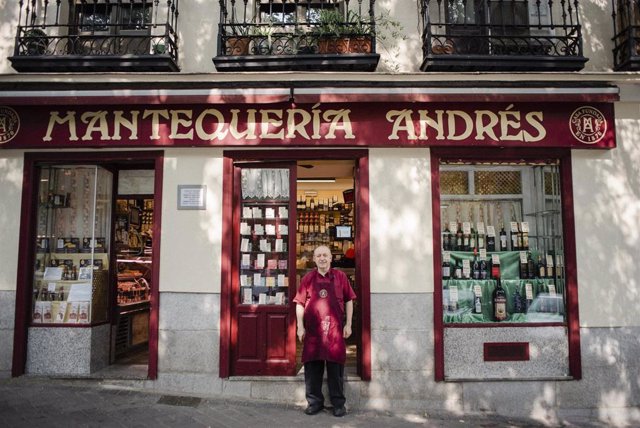 Entrevista a Andrés, dueño de la mantequería que lleva el nombre de su padre y que regentan desde hace dos generaciones en el paseo Los Olmos de Madrid.