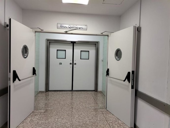 Acceso quirófanos Arnau