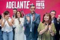 Sánchez promete gratuidad de estudios universitarios y FP Superior para los alumnos que aprueben a la primera