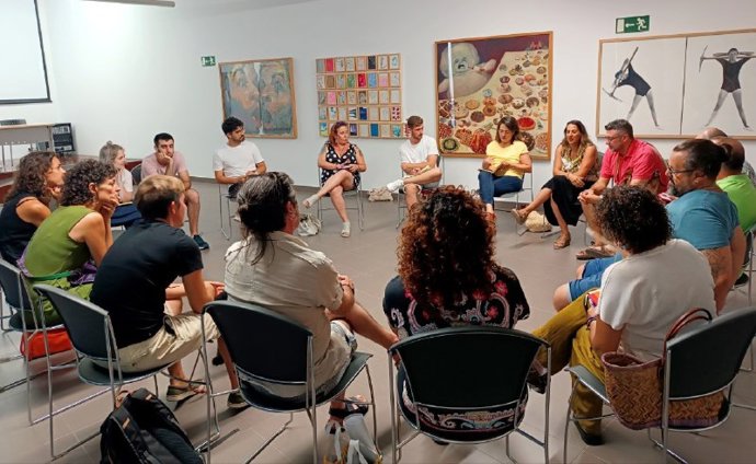 La candidata de Sumar con colectivos Lgtbi y feministas.