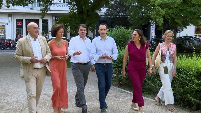 Mañueco arropa a los candidatos del PP al Congreso y al Senado
