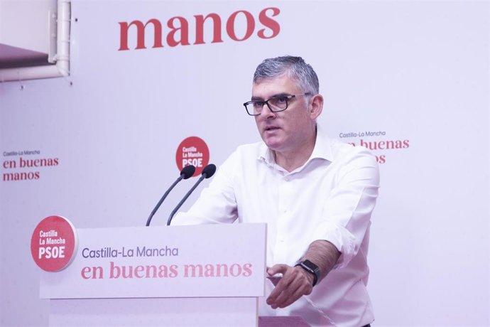 El diputado del PSOE Ángel Tomás Godoy