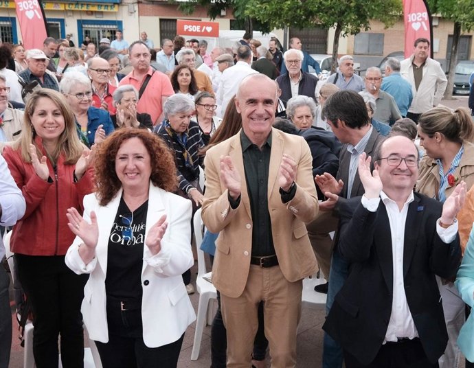 Muñoz con el ministro Iceta