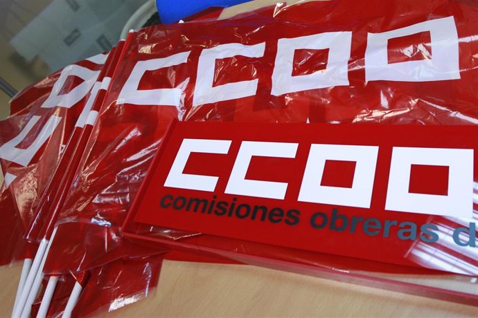 Archivo - Logo CCOO, Comisiones Obreras, cartel CCOO