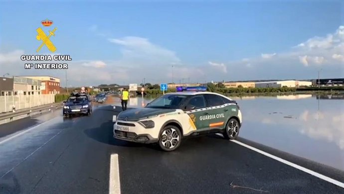 Restablecido el tráfico rodado y ferroviario en Rincón de Soto, tras la fuerte tormenta de ayer tarde