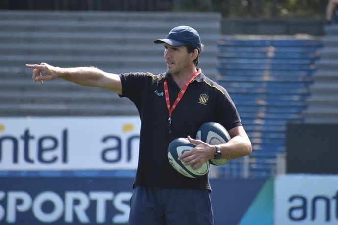 El técnico argentino de rugby Pablo Bouza