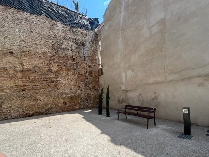 Calahorra dispone de un nuevo espacio urbano de convivencia entre las calles Carreteros y Portillo de la Rosa, en el Casco Antiguo.