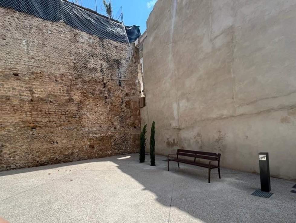 Calahorra dispone de un nuevo espacio urbano de convivencia entre las calles Carreteros y Portillo de la Rosa, en el Casco Antiguo.
