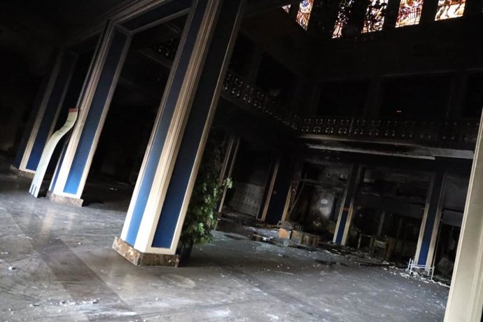 Hall de la Cámara de Comercio tras el incendio originado el pasado mes de junio.