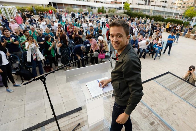Archivo - El secretario general de Más País, Íñigo Errejón, interviene durante un acto de campaña de Más Región y Verdes Equo, a 14 de mayo de 2023, en Molina de Segura, Región de Murcia (España). 