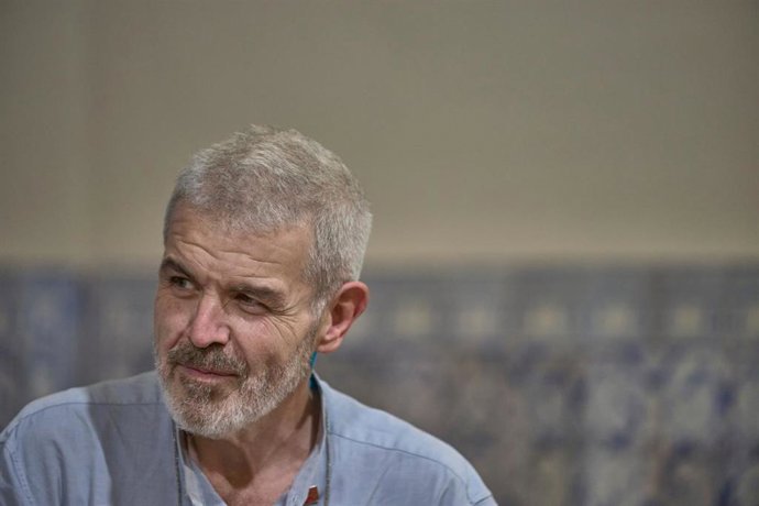 El modista y figurinista teatral Lorenzo Caprile