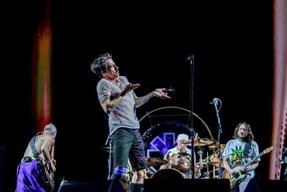 El grupo Red Hot Chili Peppers durante su actuación en la tercera jornada del festival Mad Cool 2023.