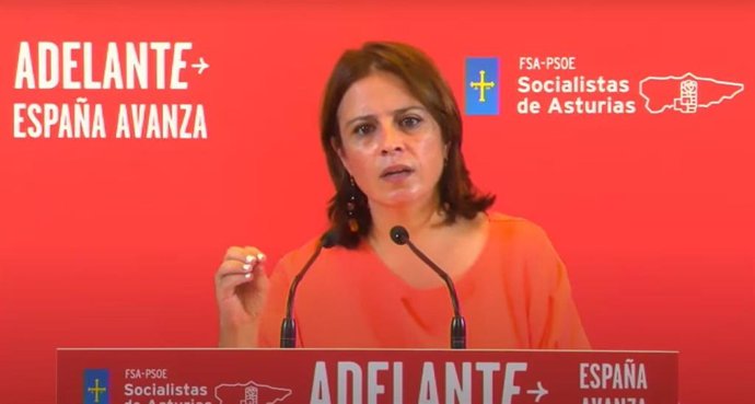 La Cabeza De Lista Al Congreso Por Asturias Y Vicesecretaria De Acción Política E Institucional, Adriana Lastra, En Un Mitin En Grado.