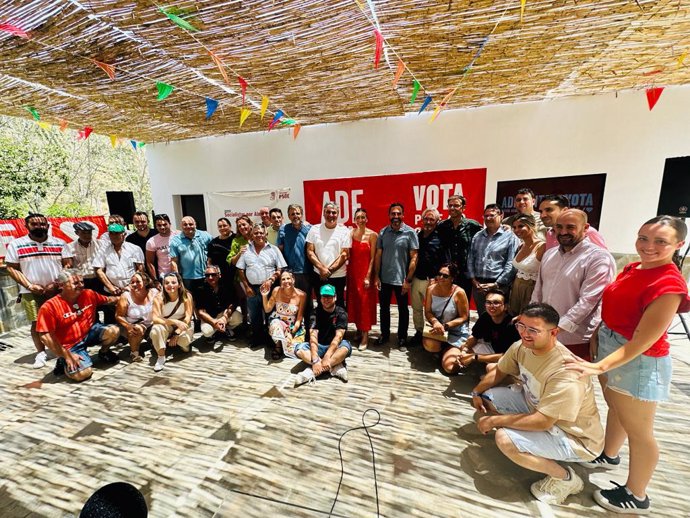 Acto del PSOE de Málaga en Almáchar con motivo de la campaña del 23J.