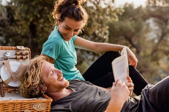 Ante la reaparición de los mosquitos, STINGbye lanza una solución que no deja olor en la ropa - Silvia O.