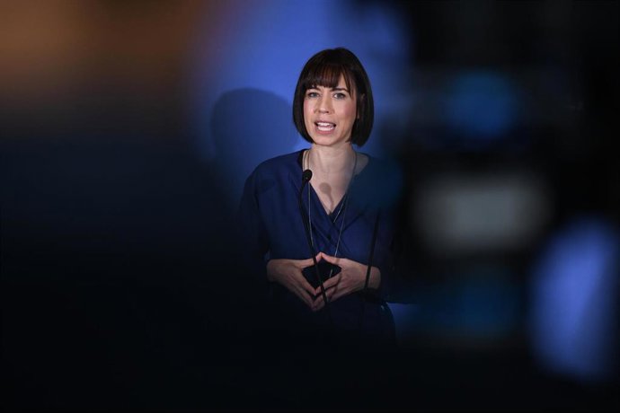 Archivo - La ministra de Ciencia e Innovación, Diana Morant, atiende a los medios en una imagen de archivo