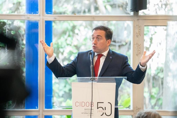 El ministro de Asuntos Exteriores y Unión Europea, José Manuel Albares, en el Cidob