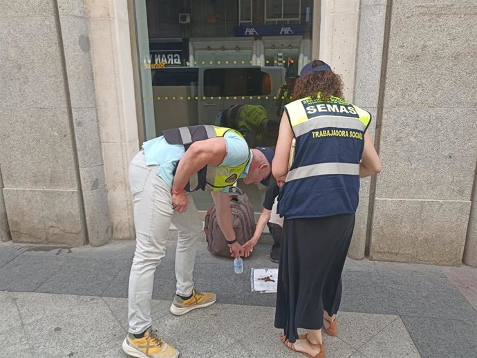 Ayuntamiento de Murcia activa el dispositivo especial de atención a personas sin hogar ante el aumento de temperaturas