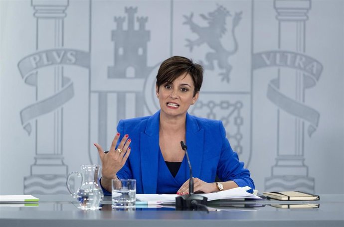 La ministra Portavoz y de Política Territorial, Isabel Rodríguez, 