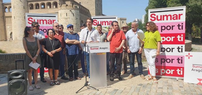 Acto de Sumar Aragón en La Almozara.
