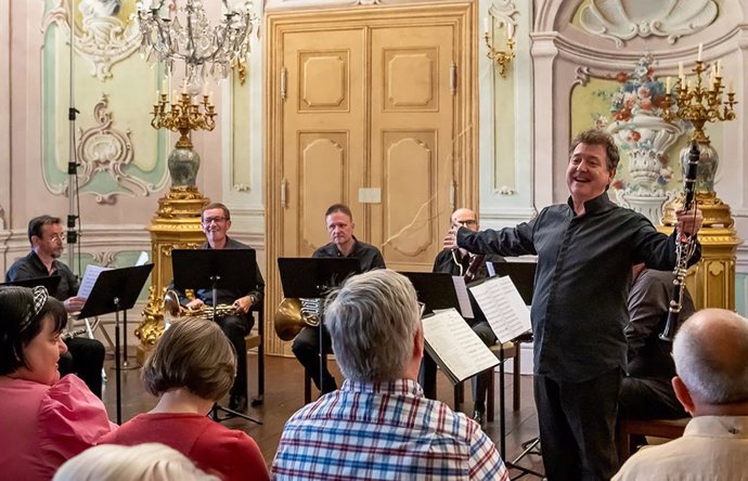 Joan Enric Lluna ofrece el programa Música española y Bohemia en la República Checa