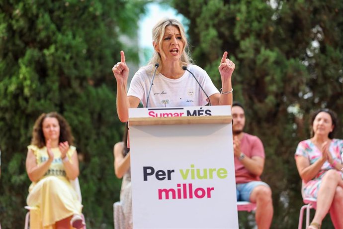 La candidata de Sumar a la presidencia del Gobierno, Yolanda Díaz, participa en el acto central de campaña de Sumar MÉS, en el Parc de ses Fonts de Palma, a 10 de julio de 2023, en Palma de Mallorca, Mallorca, Baleares (España). Este es una de las visit