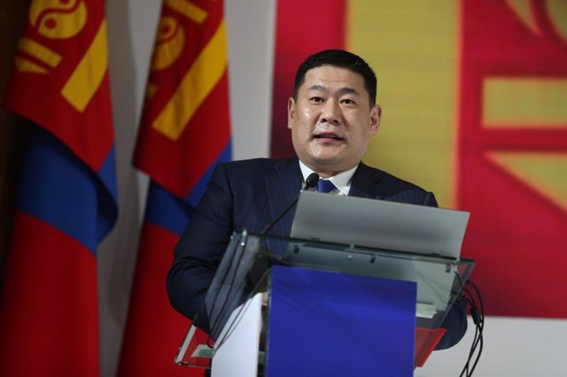 The Prime Minister of Mongolia speaks at the 2023 Mongolia Economic Forum in Ulaanbaatar