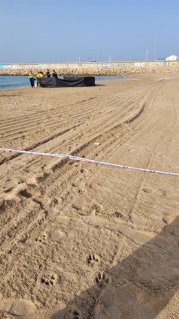 Aparece el cadáver de un niño en una playa de Roda de Ber (Tarragona)