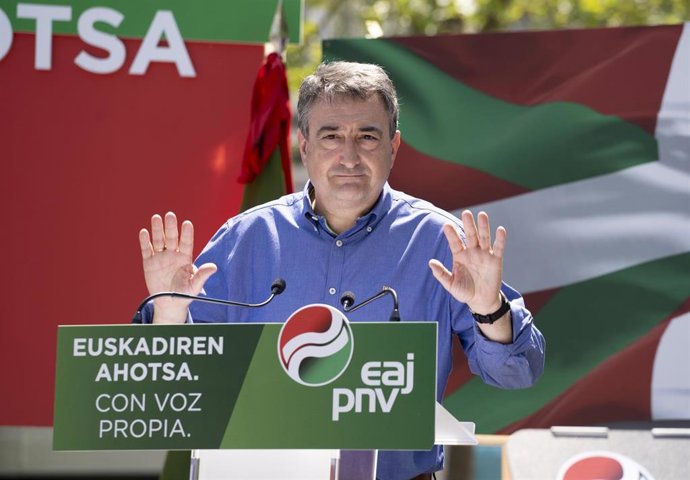 El portavoz del Grupo Vasco y cabeza de lista al Congreso por Vizcaya, Aitor Esteban.