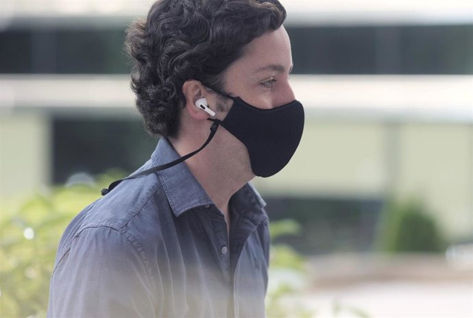 Archivo - Francisco Nicolás G. I., conocido popularmente en los medios de comunicación como 'Pequeño Nicolás', a su llegada a la Audiencia Provincial de Madrid, a 31 de mayo de 2021, en Madrid (España). 