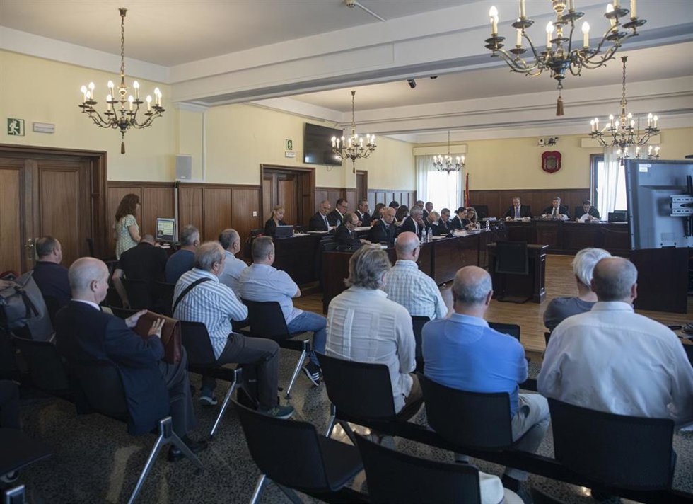 Inicio del juicio de la pieza separada de ERE correspondiente a las ayudas concedidas a Surcolor y Surcolor Óptica