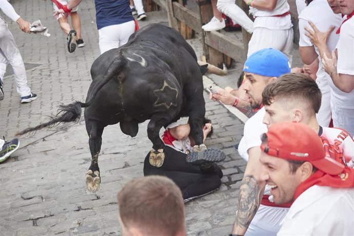 Sexto encierro de los Sanfermines de 2023 con toros de Jandilla.