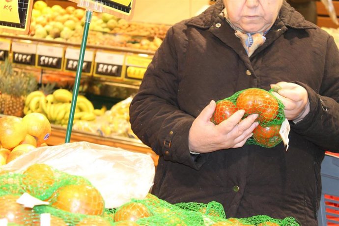 Archivo - ALIMENTOS, SUPERMERCADO, PRECIOS, CRISIS, IPC, FRUTA