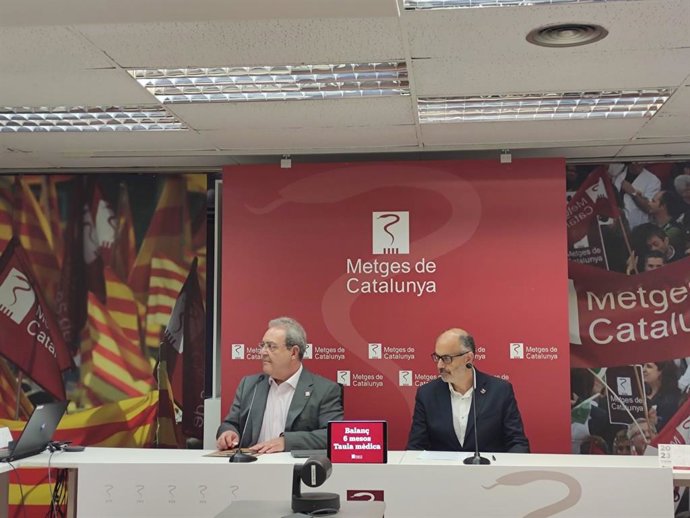 El secretario general de Metges de Catalunya (MC), Xavier Lleonart, y el vicesecretario general de MC, David Arribas