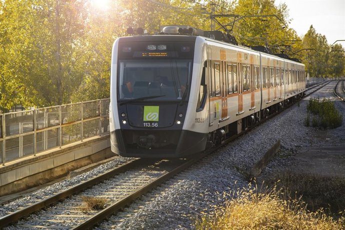 Archivo - Un tren d'FGC
