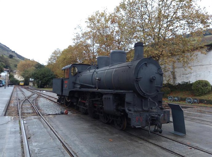 Archivo - Locomotora en el Museo vasco del Ferrocarril