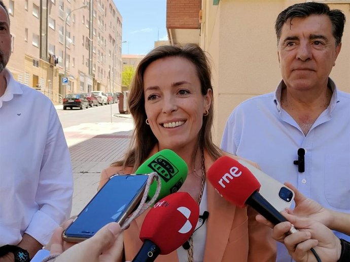 La vicesecretaria de Estudios y Programas del Partido Popular, Carmen Navarro, en Salamanca