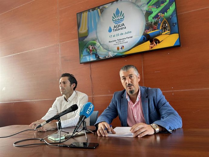 El concejal responsable de las instalaciones de Talavera Ferial, Gerardo Sánchez, y el concejal de Juventud y Deporte, Antonio Núñez.