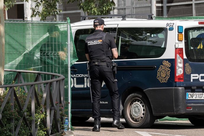 Archivo - Agentes de Policía Nacional en una imagen de archivo.