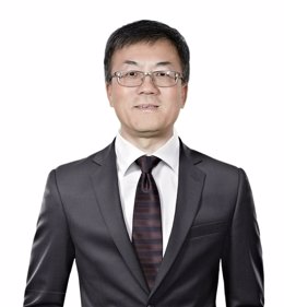 Dr. LIU