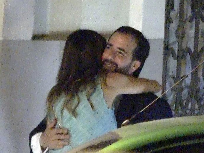 ESTHER DOÑA SE DEJA VER EN LA NOCHE MADRILEÑA CON UNA NUEVA COMPAÑÍA