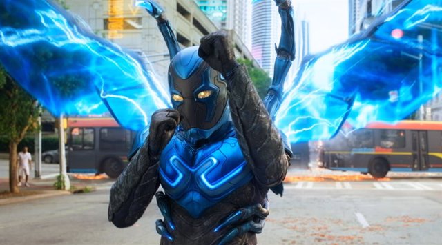 Tráiler Blue Beetle: Xolo Maridueña, al rescate de DC tras el batacazp de The Flash