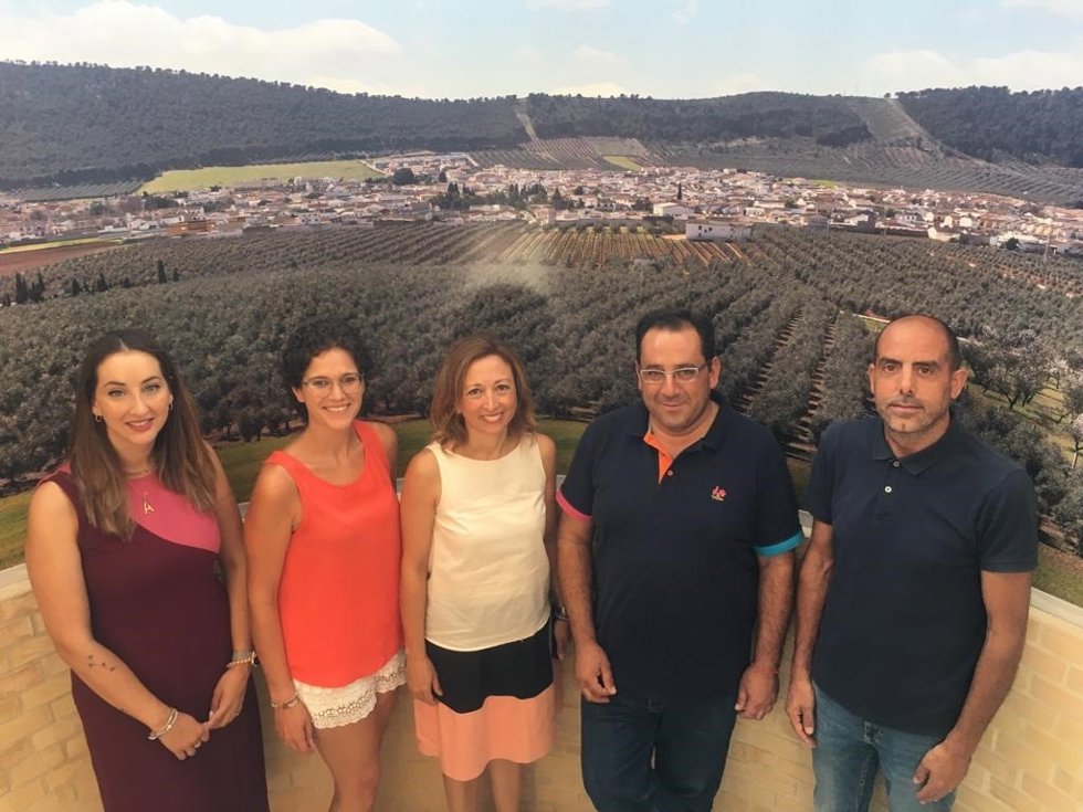 La delegada del Gobierno andaluz en Málaga, Patricia Navarro, en Humilladero